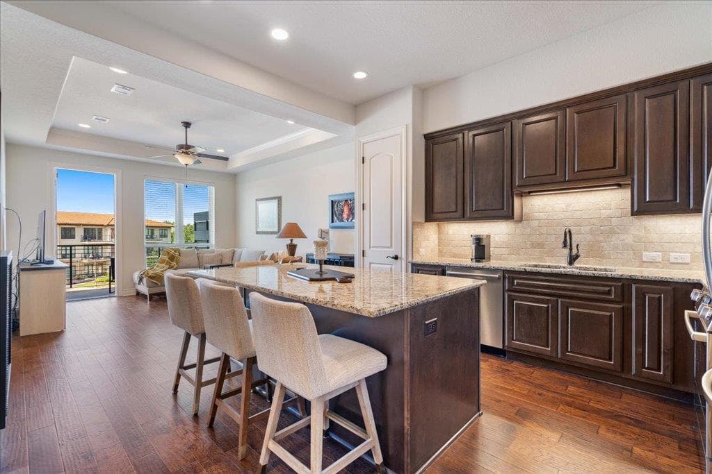 102  Bella Toscana Ave None  #1304