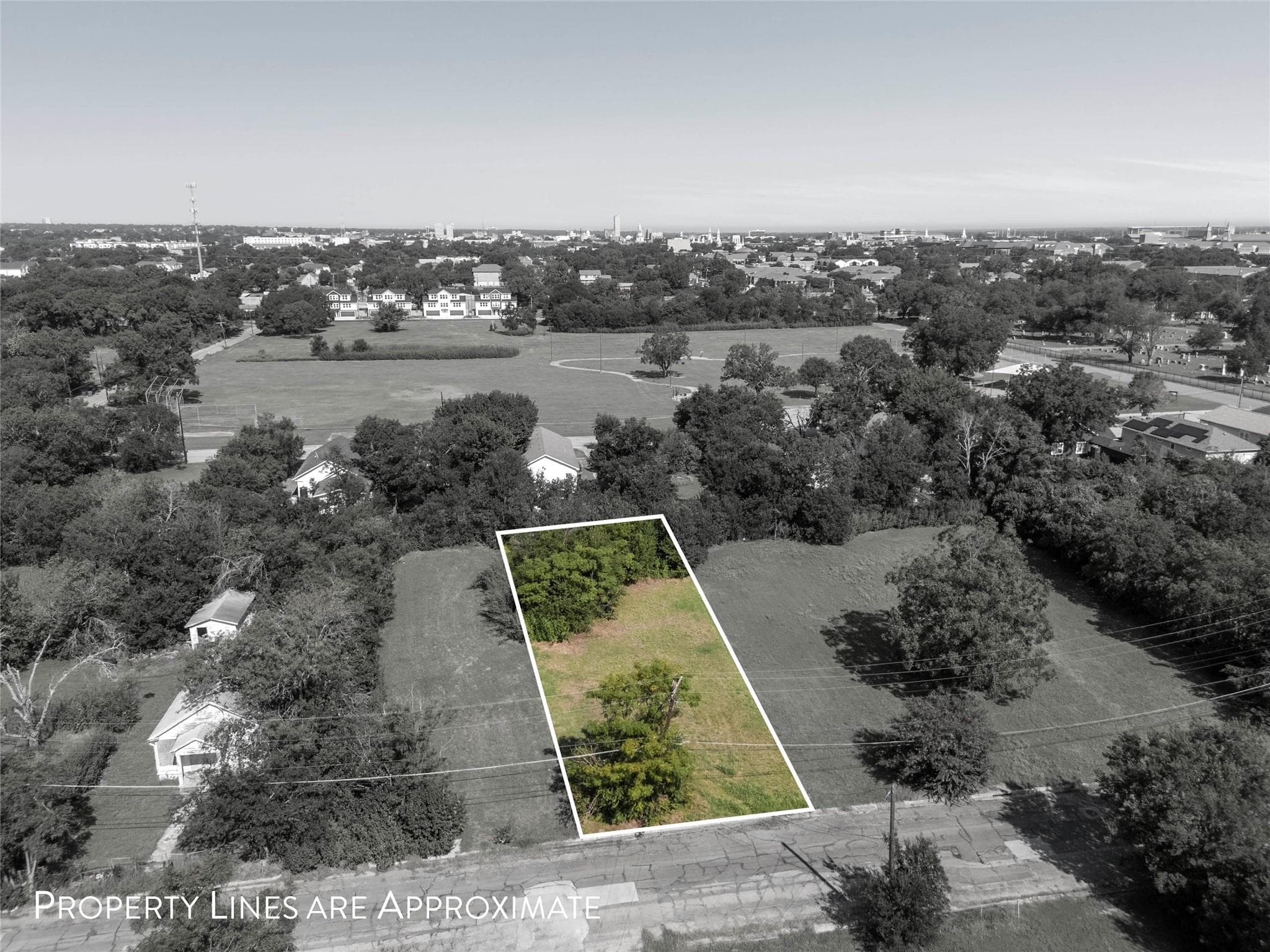 805  Benton Dr