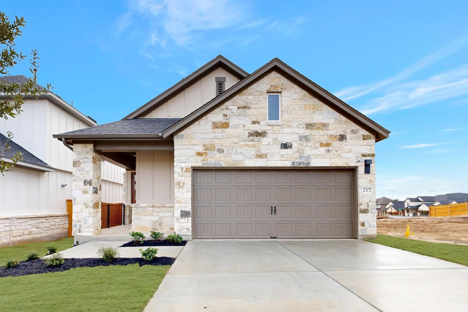 217  Grayson Elm Pass