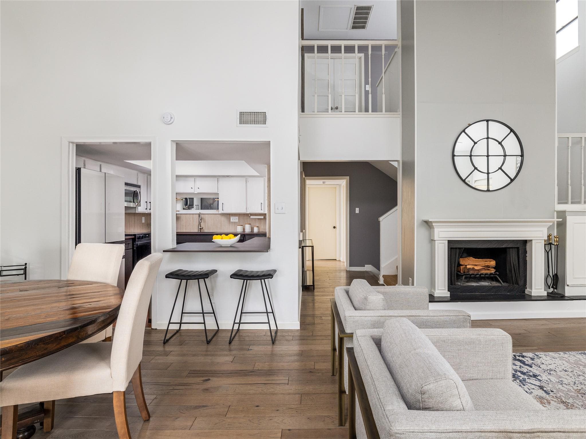 1821  Westlake Dr  #116