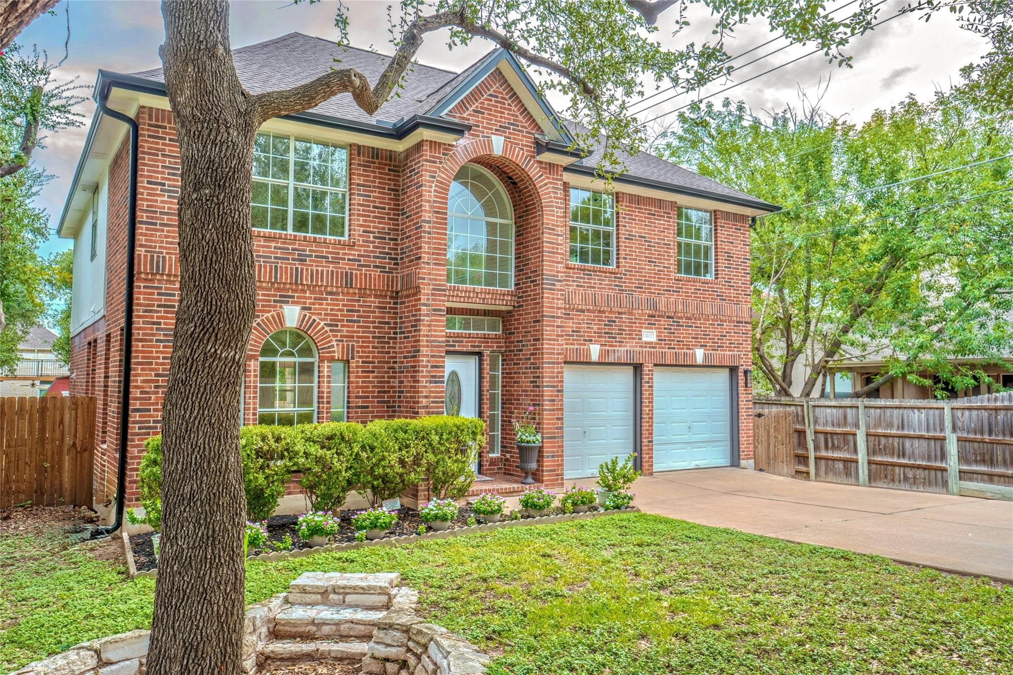 13102  Hunters Chase Dr