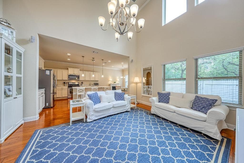 2304 S Lakeline Blvd  #393