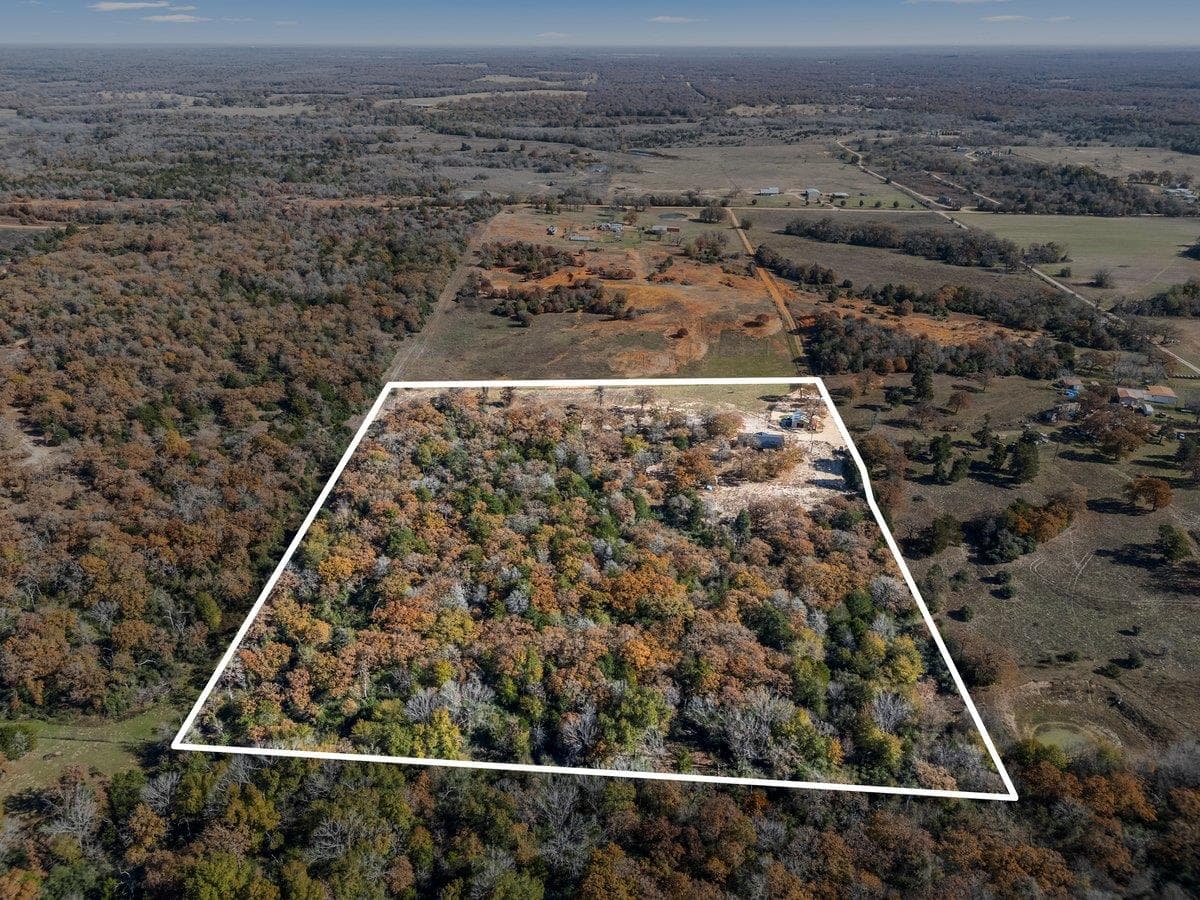 5040  County Road 320 None