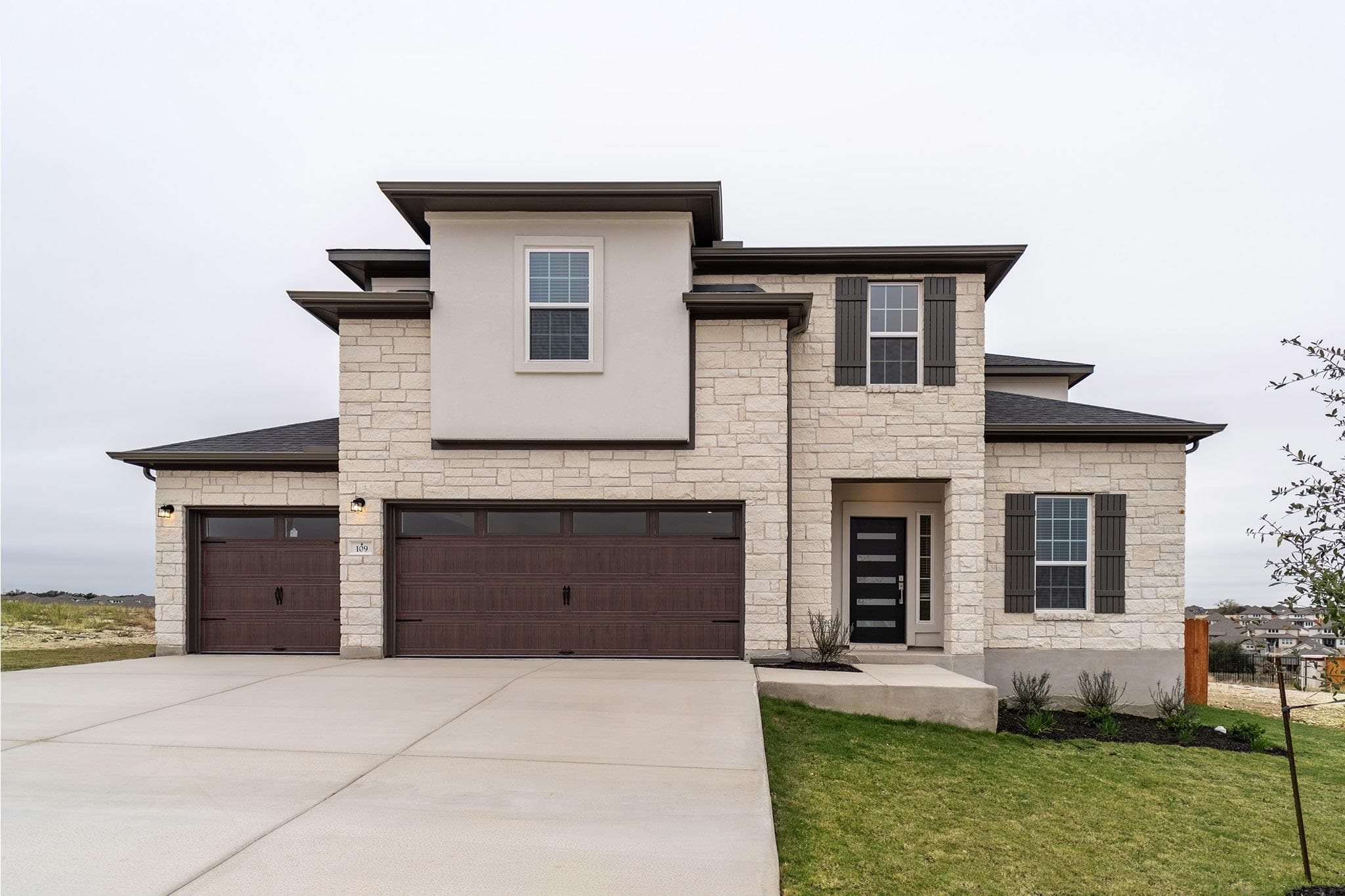 109  Joy Ln