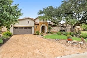 313 Grand Oaks Ln