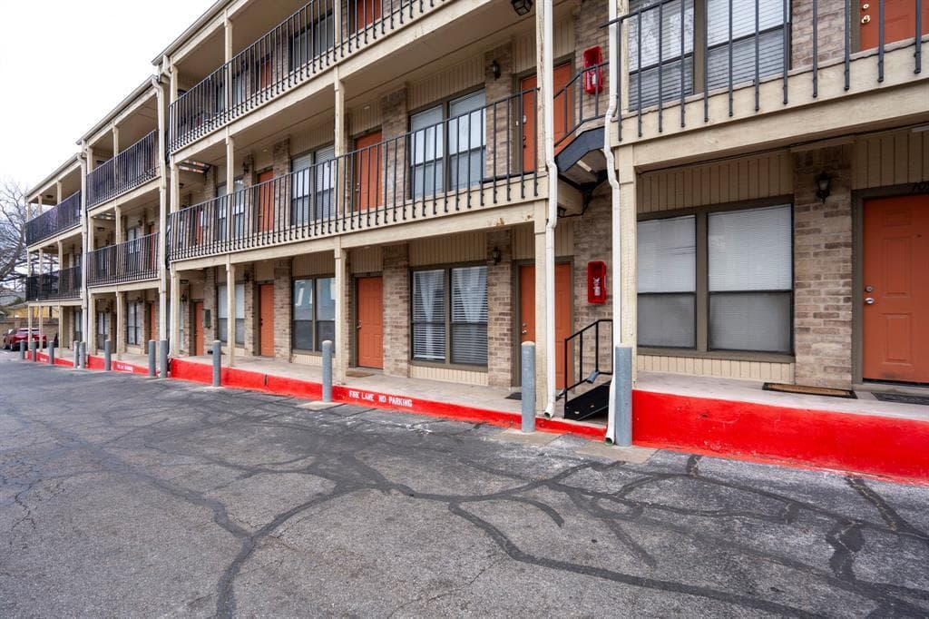 3000  Guadalupe St  #110
