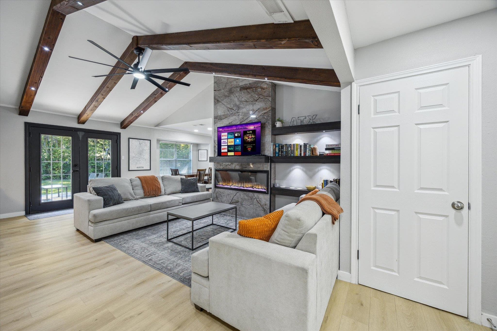 10414  Quail Ridge Dr