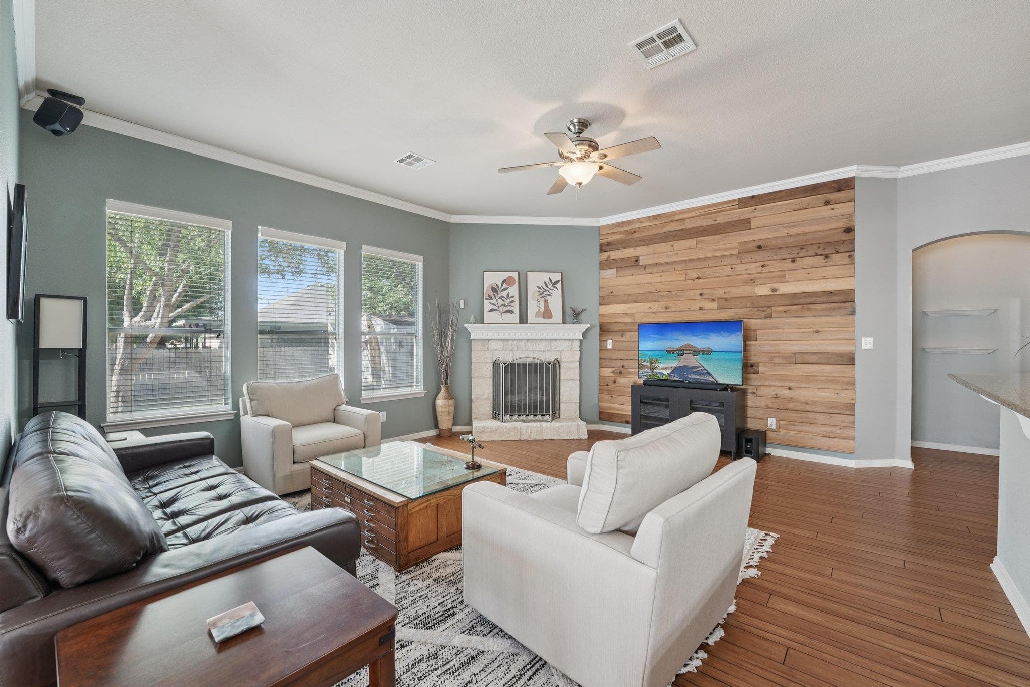 1105  Pigeon Forge Dr