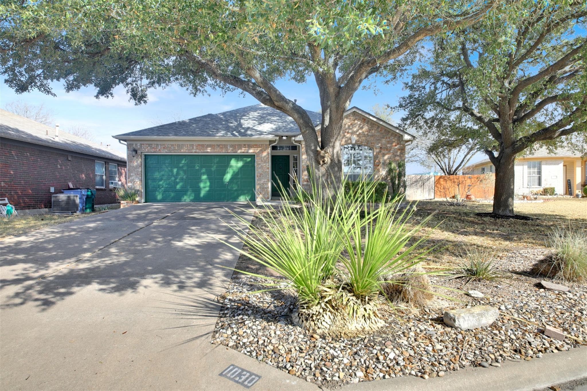 1030  Disraeli Cir