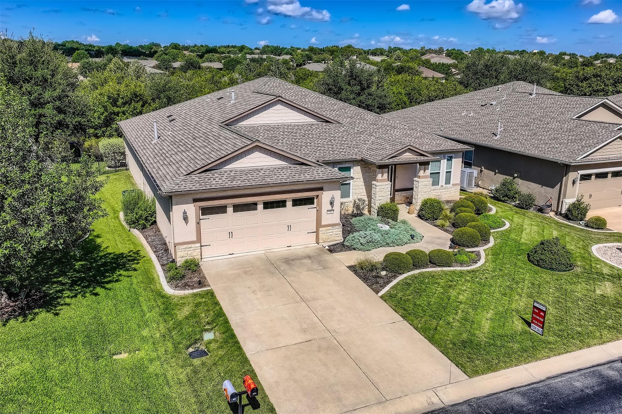 304  Pipe Creek Ln