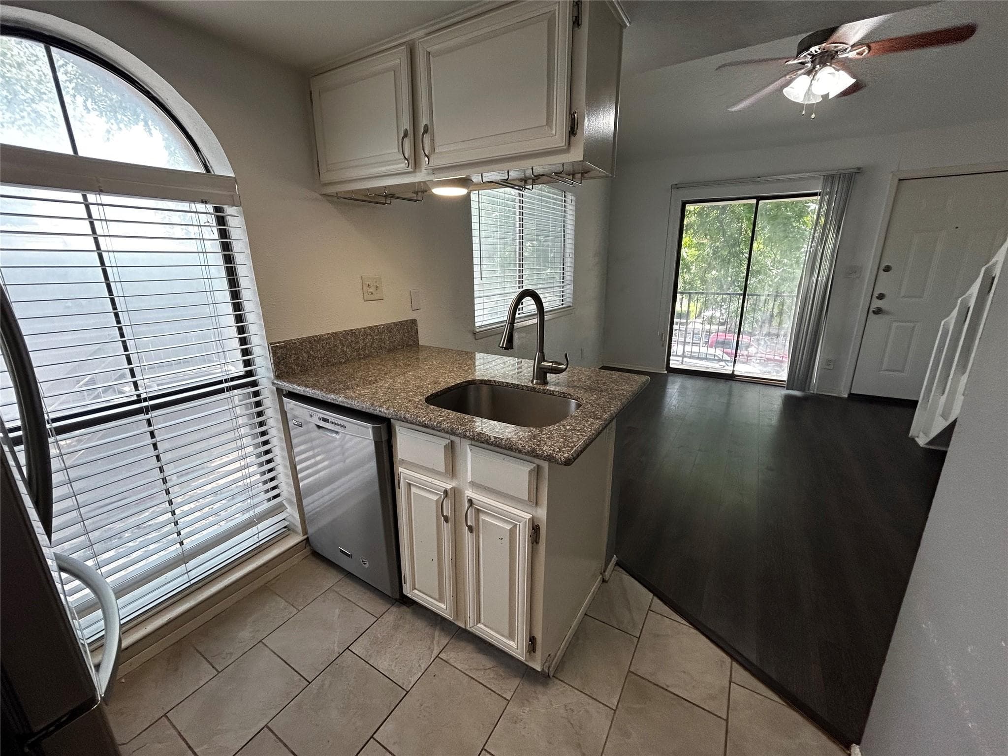 708  Graham Pl  #208