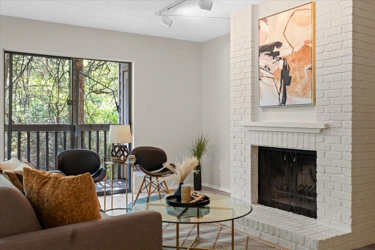 3839  Dry Creek Dr  #111