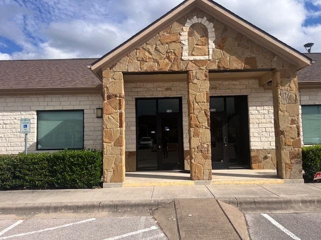 2911 S A W Grimes Blvd  #740
