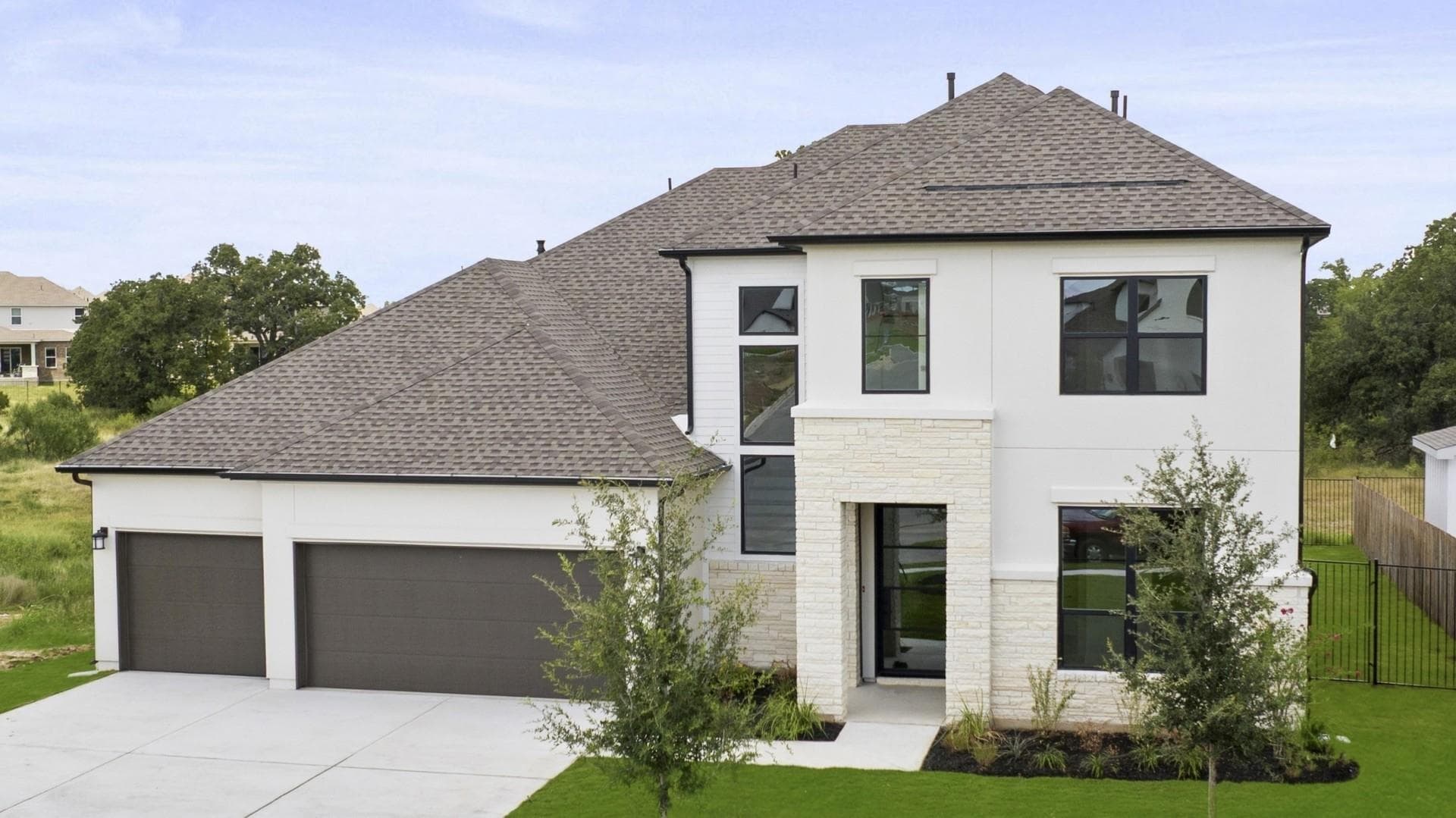 260  Reata Ridge Loop