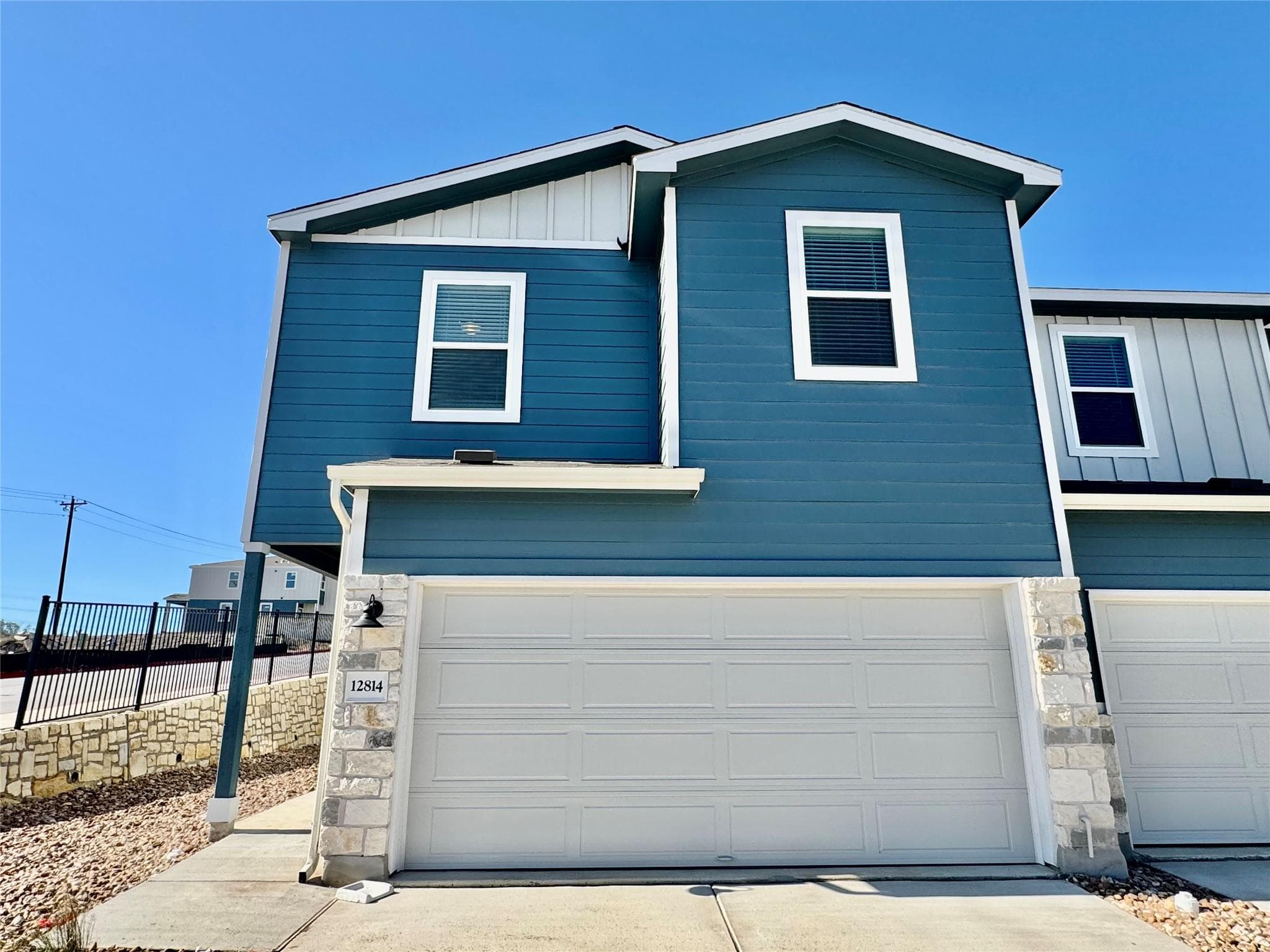 12814  Summer Village Dr