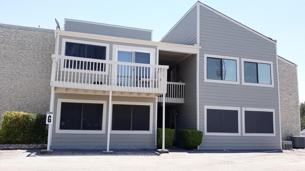 5801  Thunderbird St  #B-20