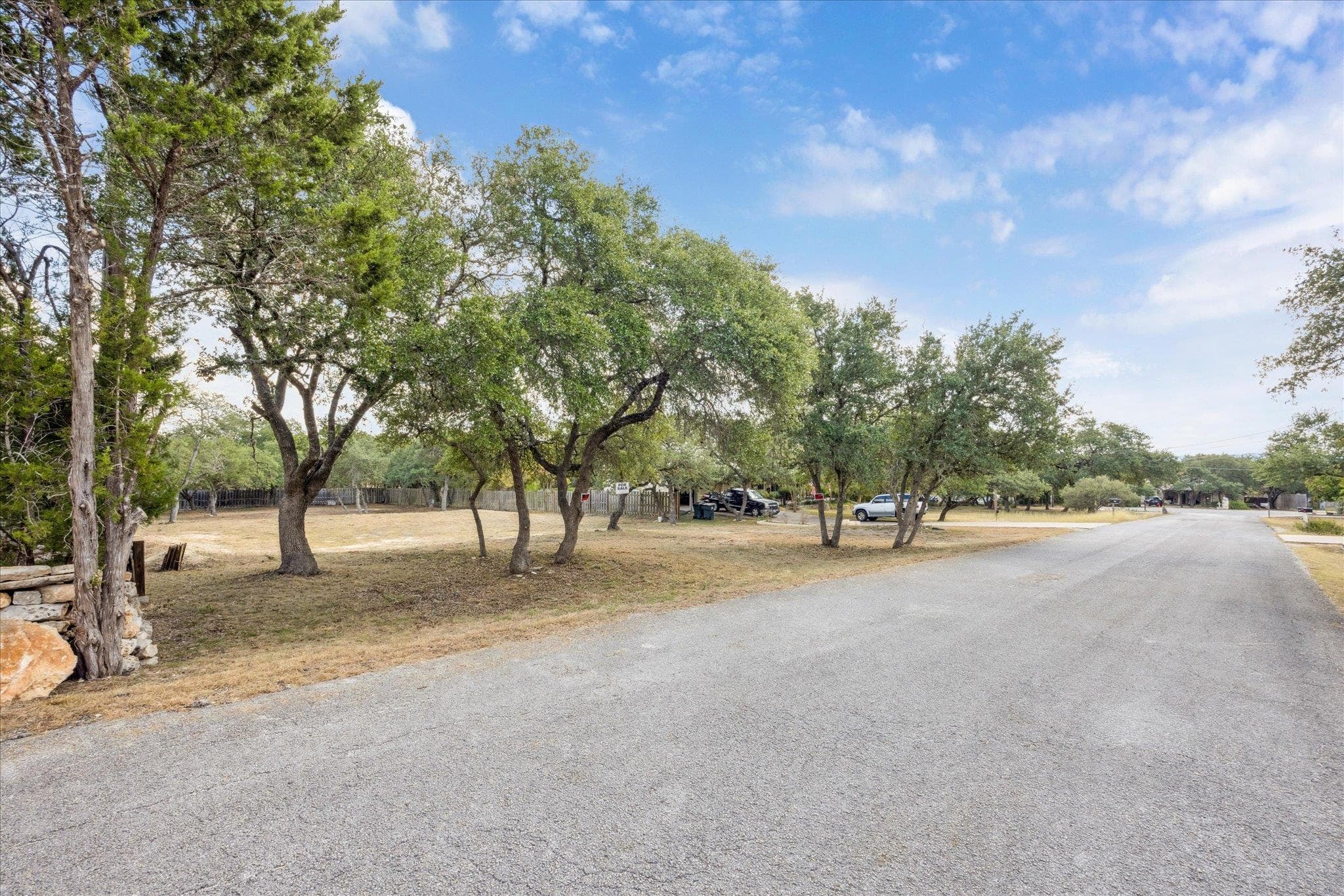 139  Donna Dr