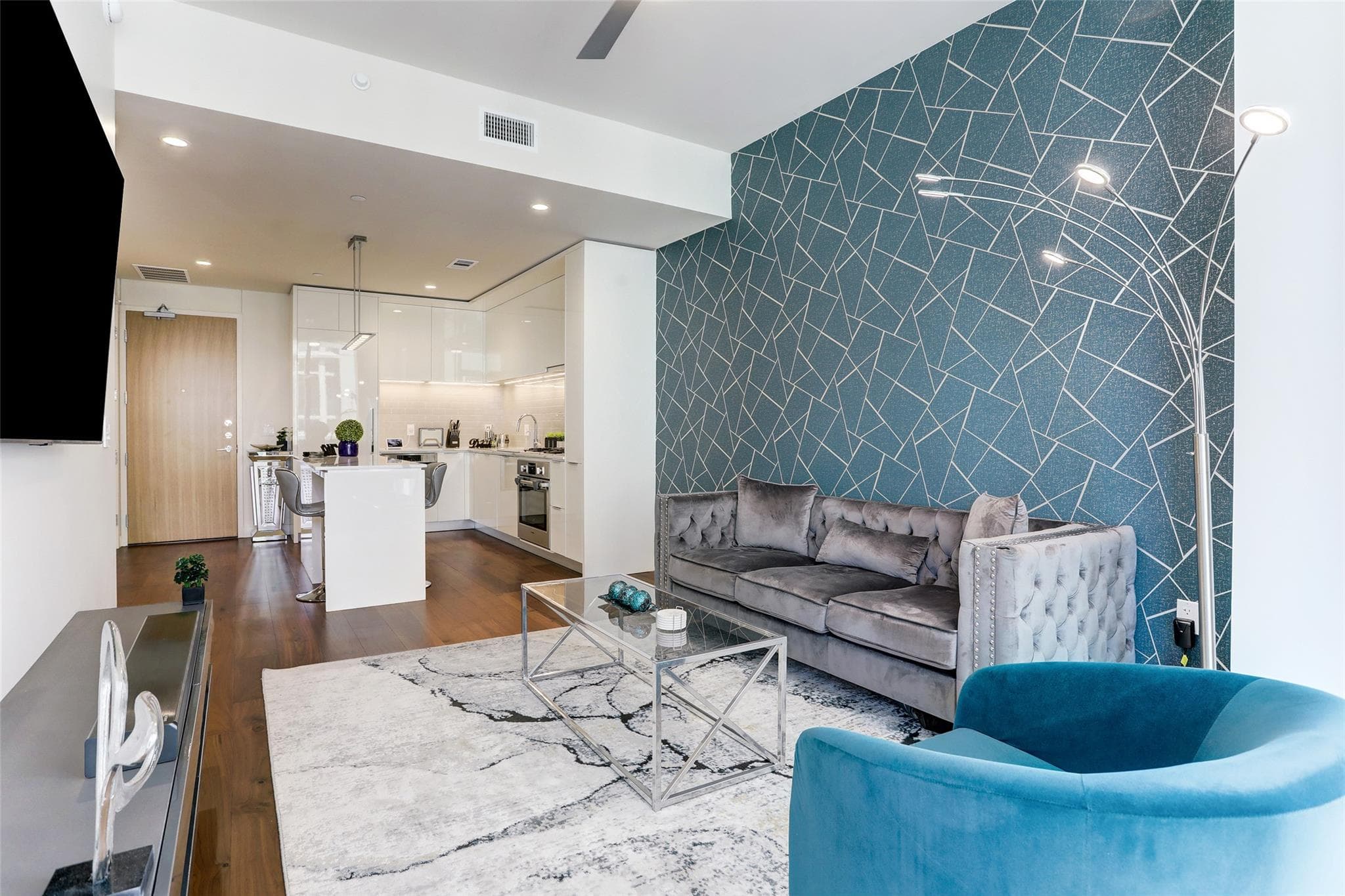 44 E Avenue Ave  #1502