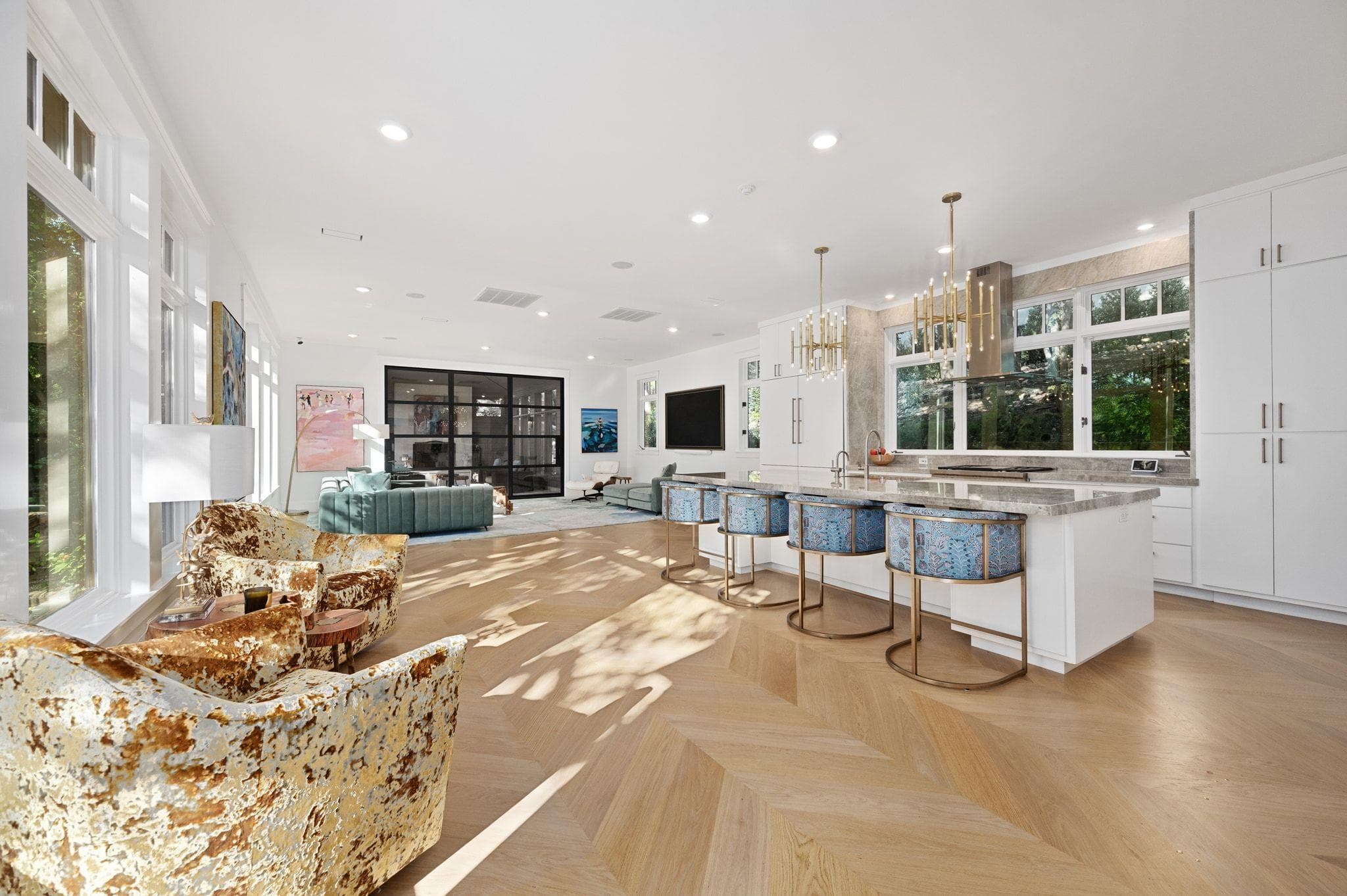 2406  Pemberton Pkwy