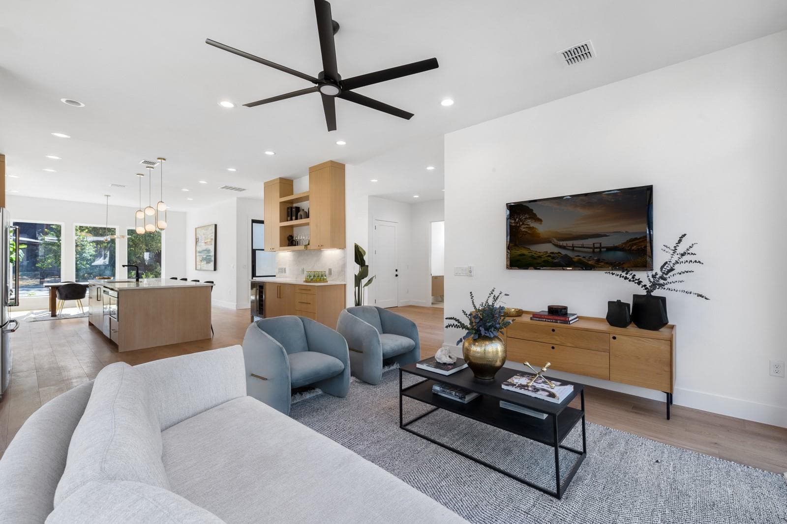 4804  Richmond #1 Ave