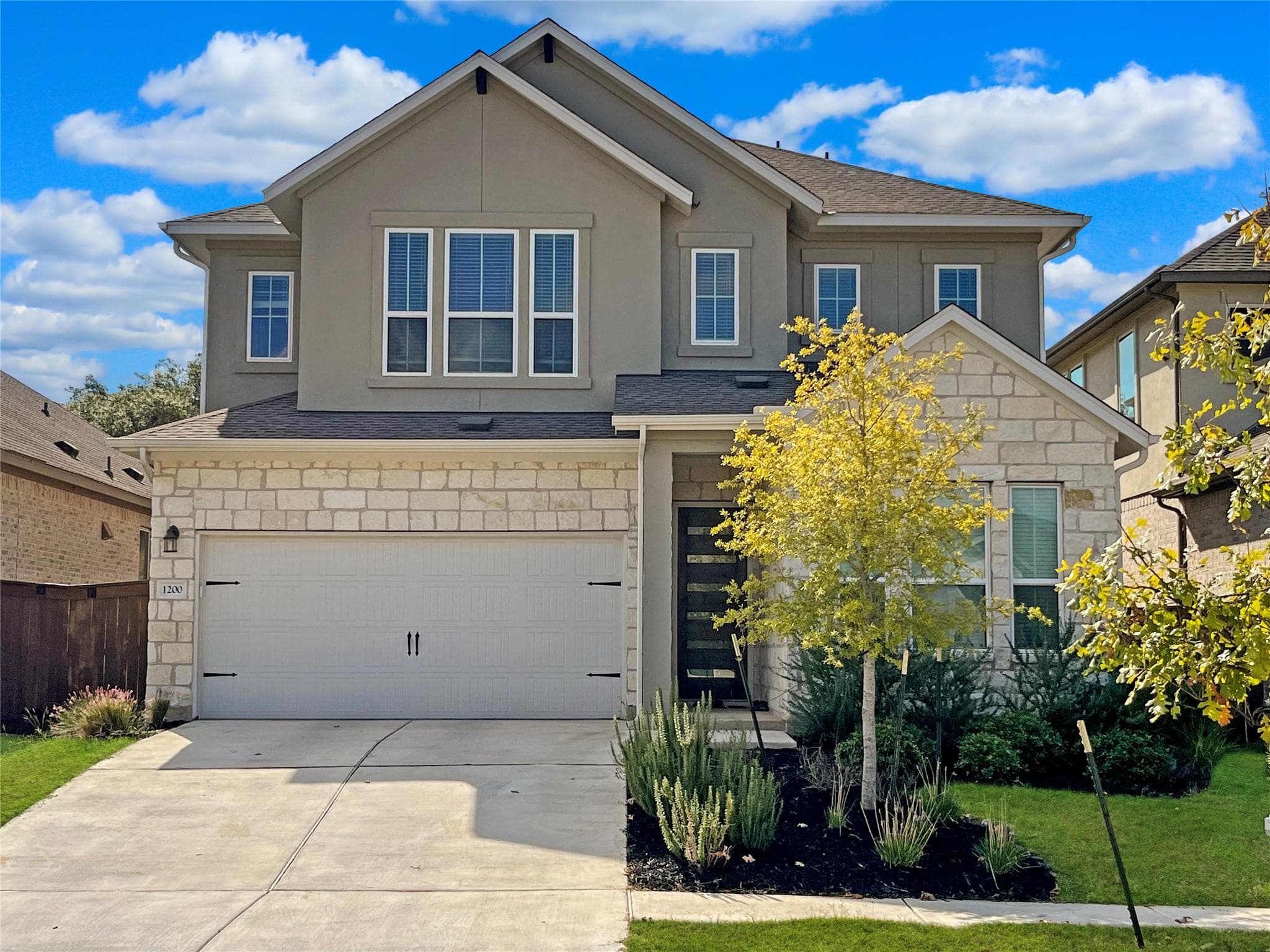 1200  Willie Ranch Way