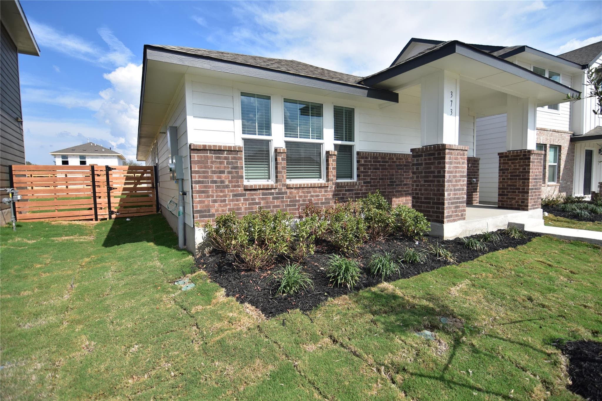 373 Keefer Ln