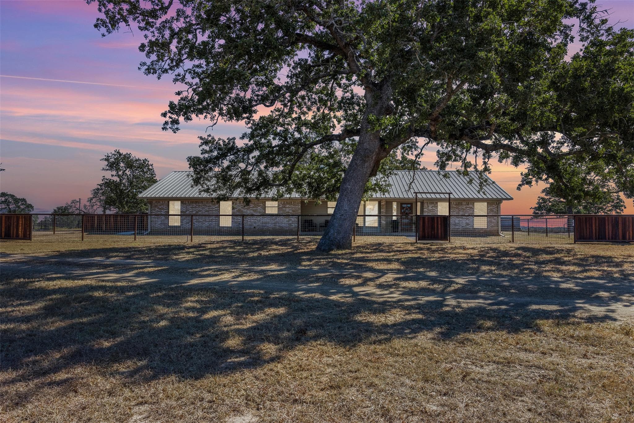 9203 S Us Highway 77 Hwy