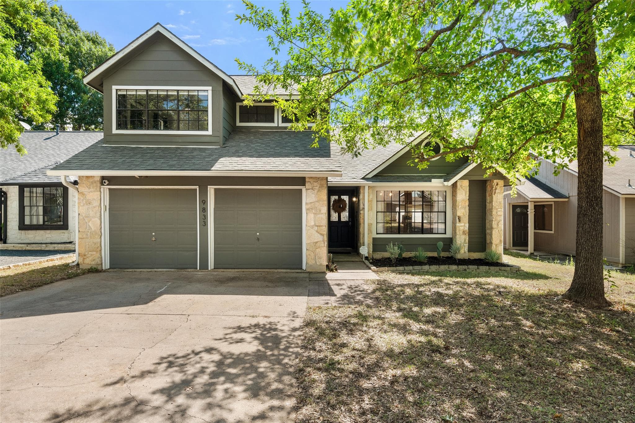 9833  Briar Ridge Dr