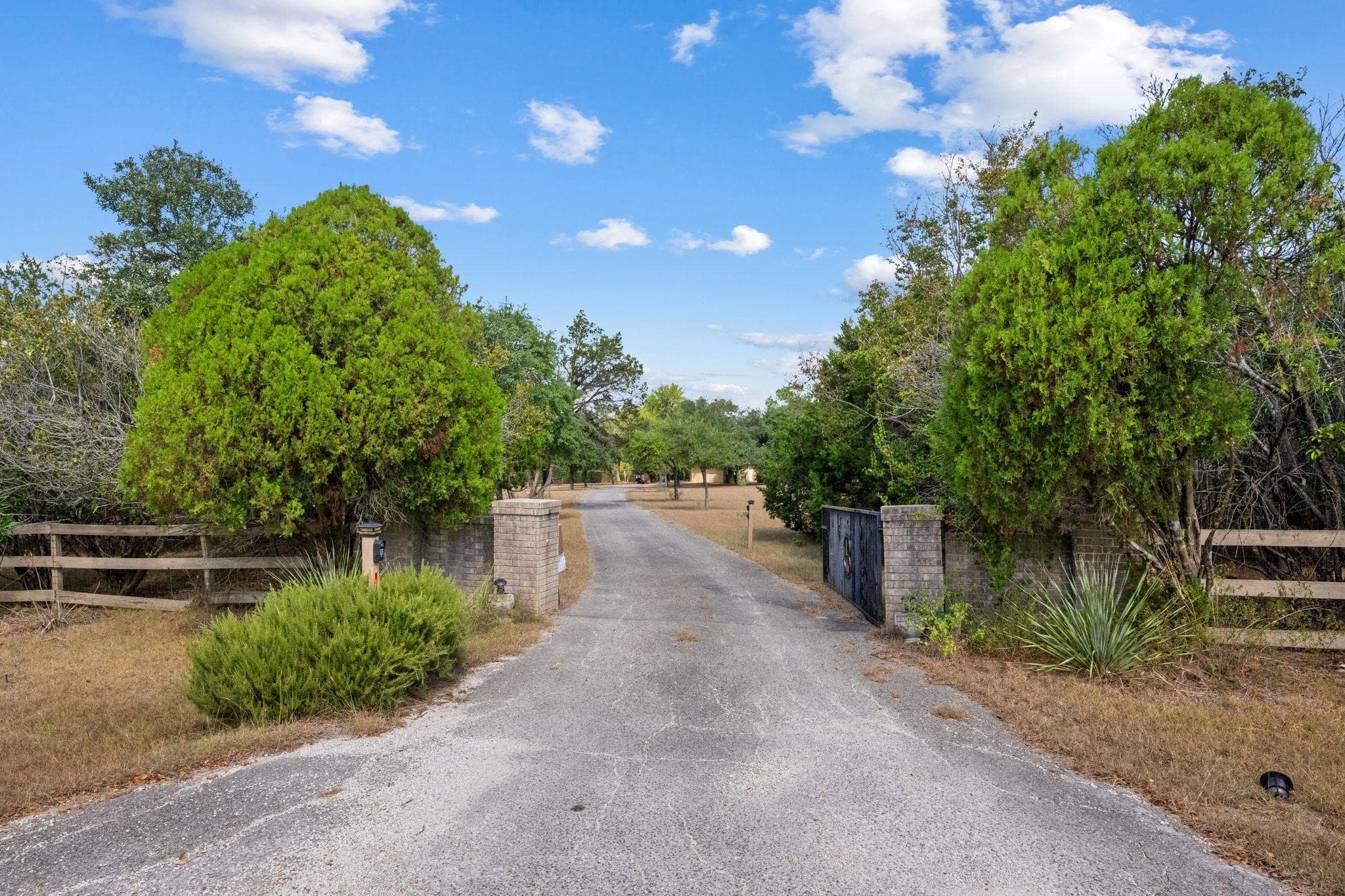 1031 N Sunset Canyon Dr