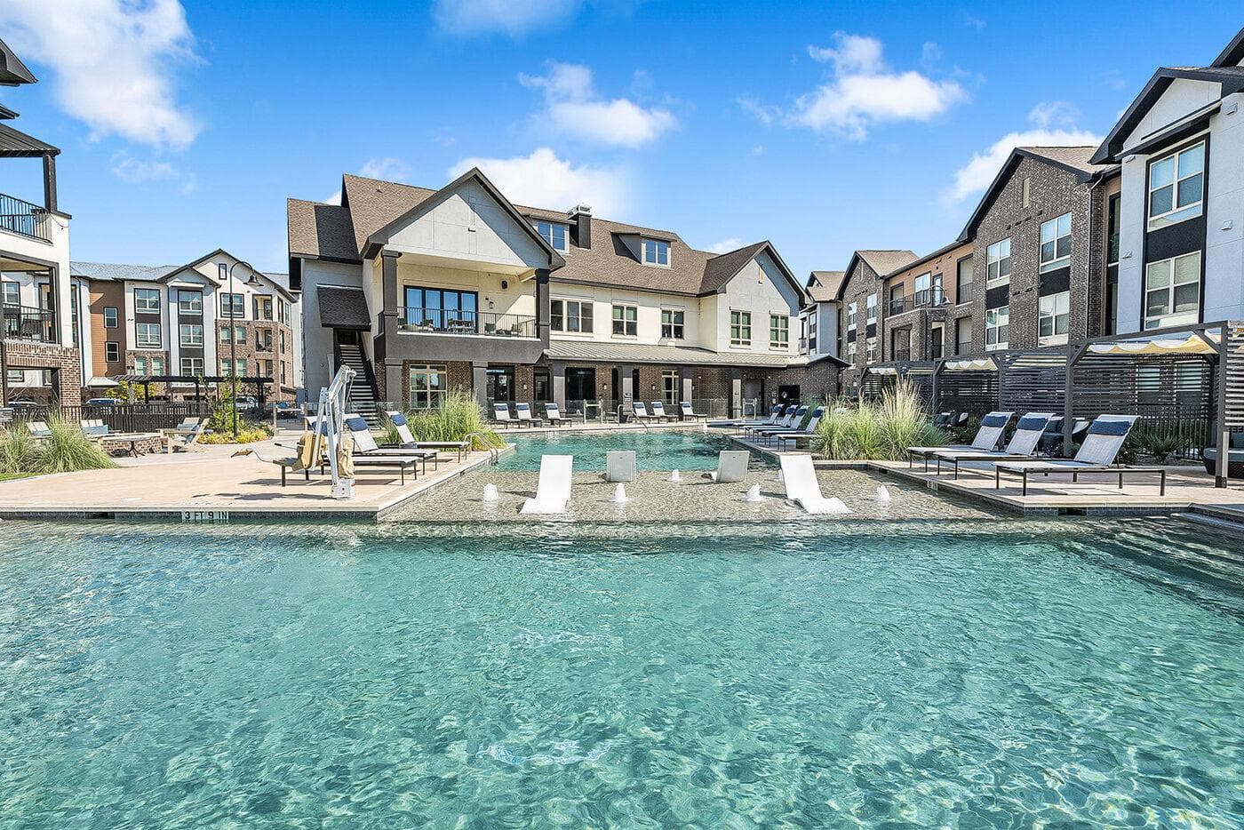 4401 E Pflugerville Pkwy  #2401
