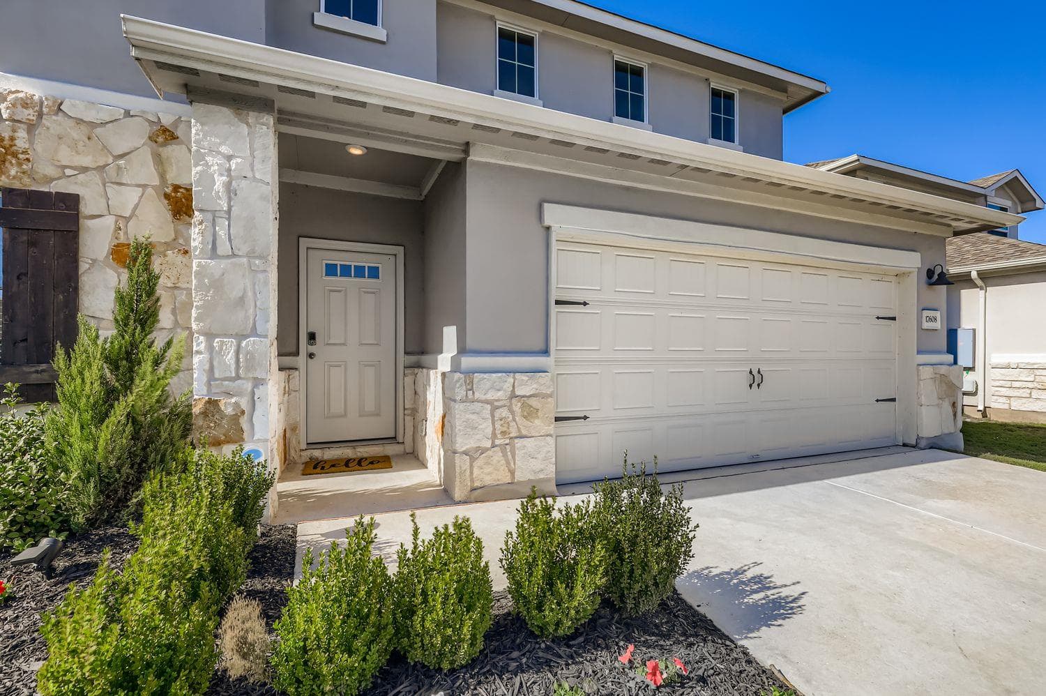 17608  Caldera Way