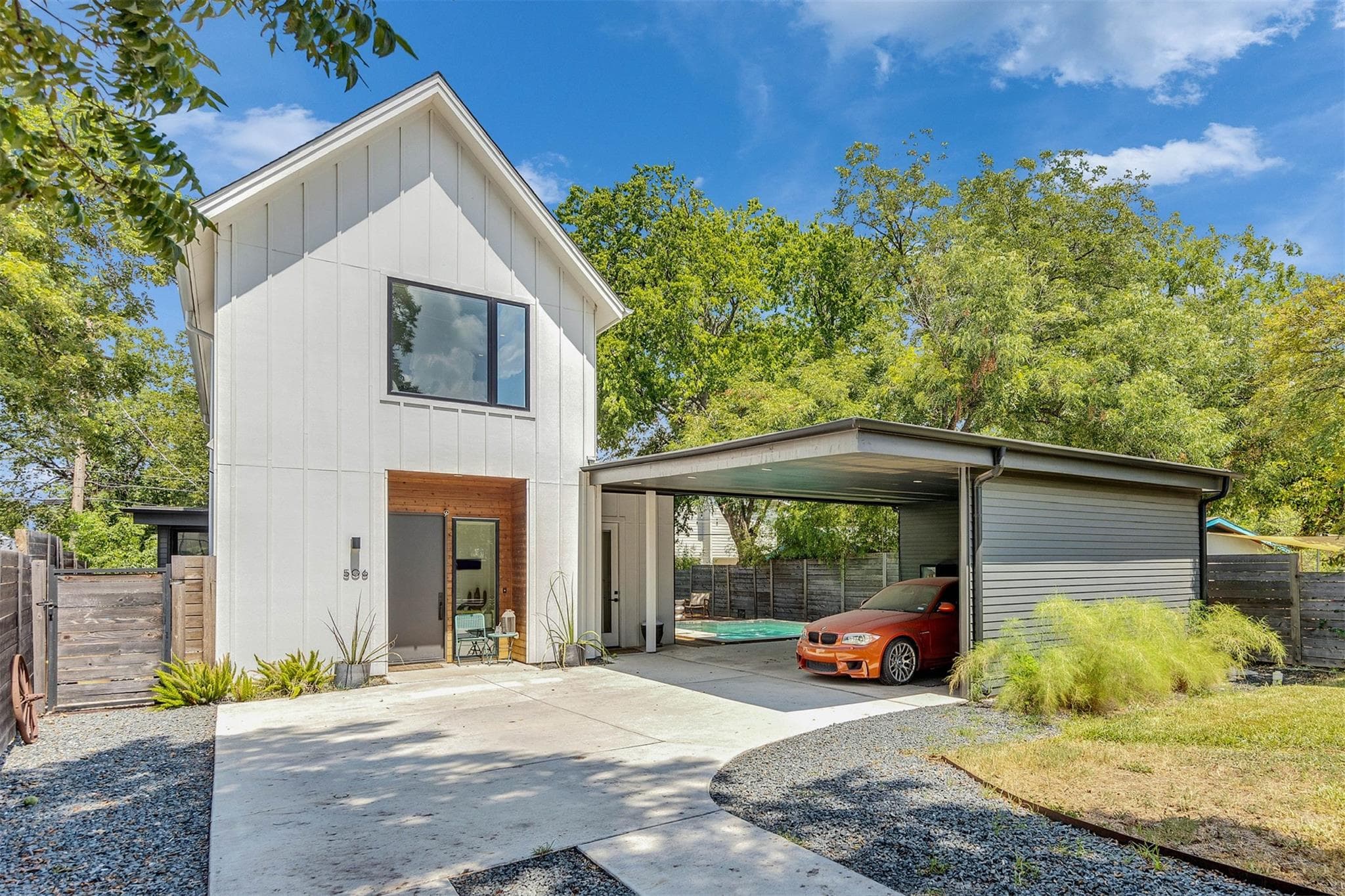 506  Powell Cir