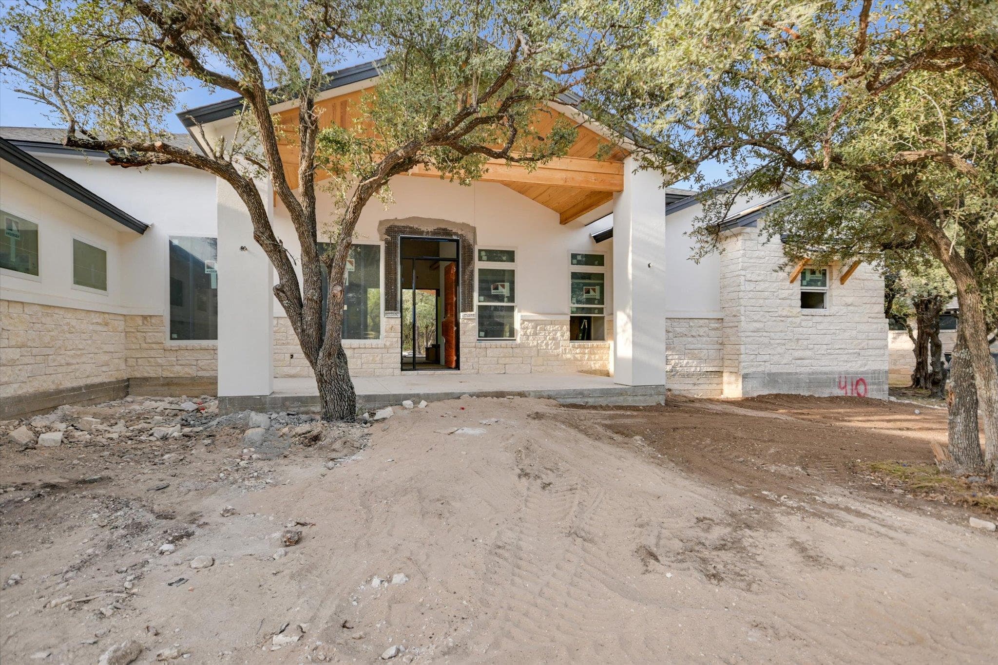 410  Shady Tree Dr