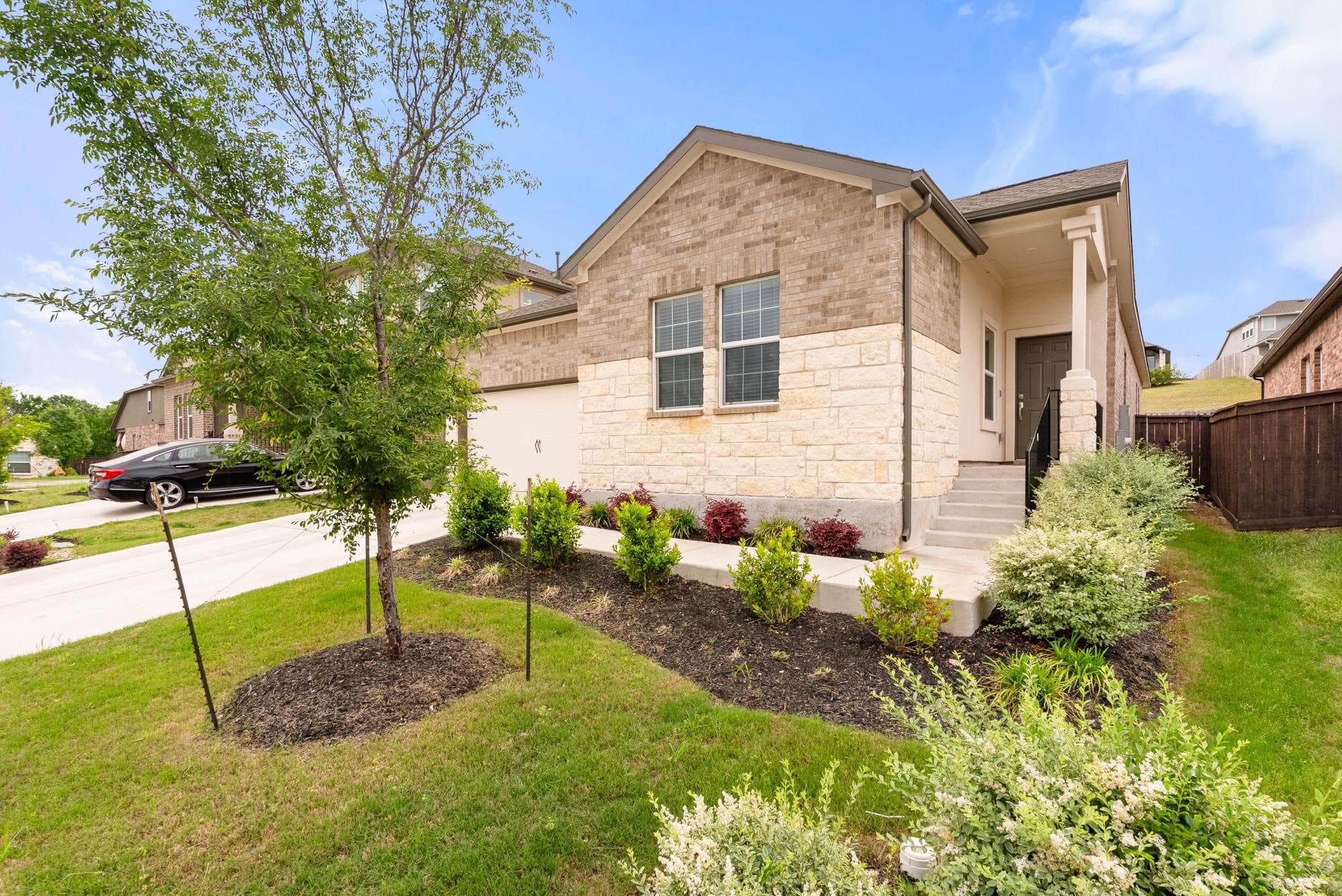 1240  Sweetspire St