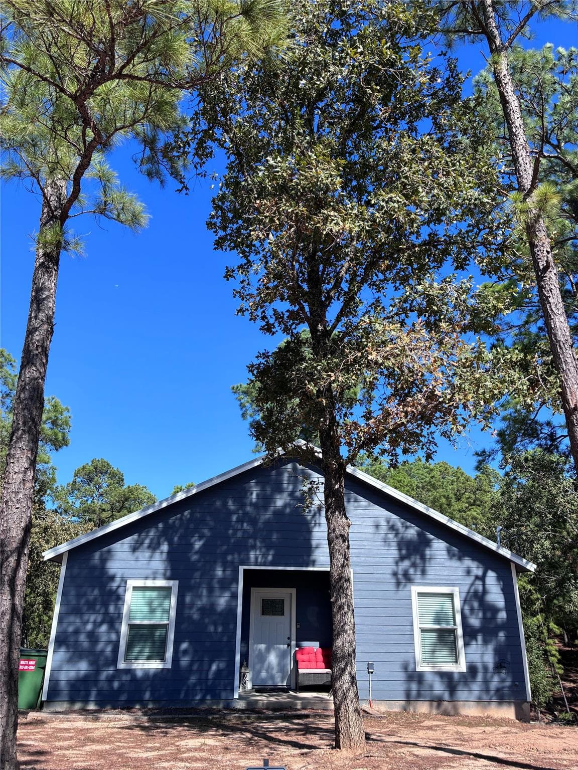 1135  Red Fox Rd