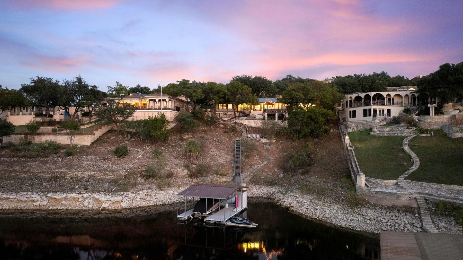 927  Challenger None