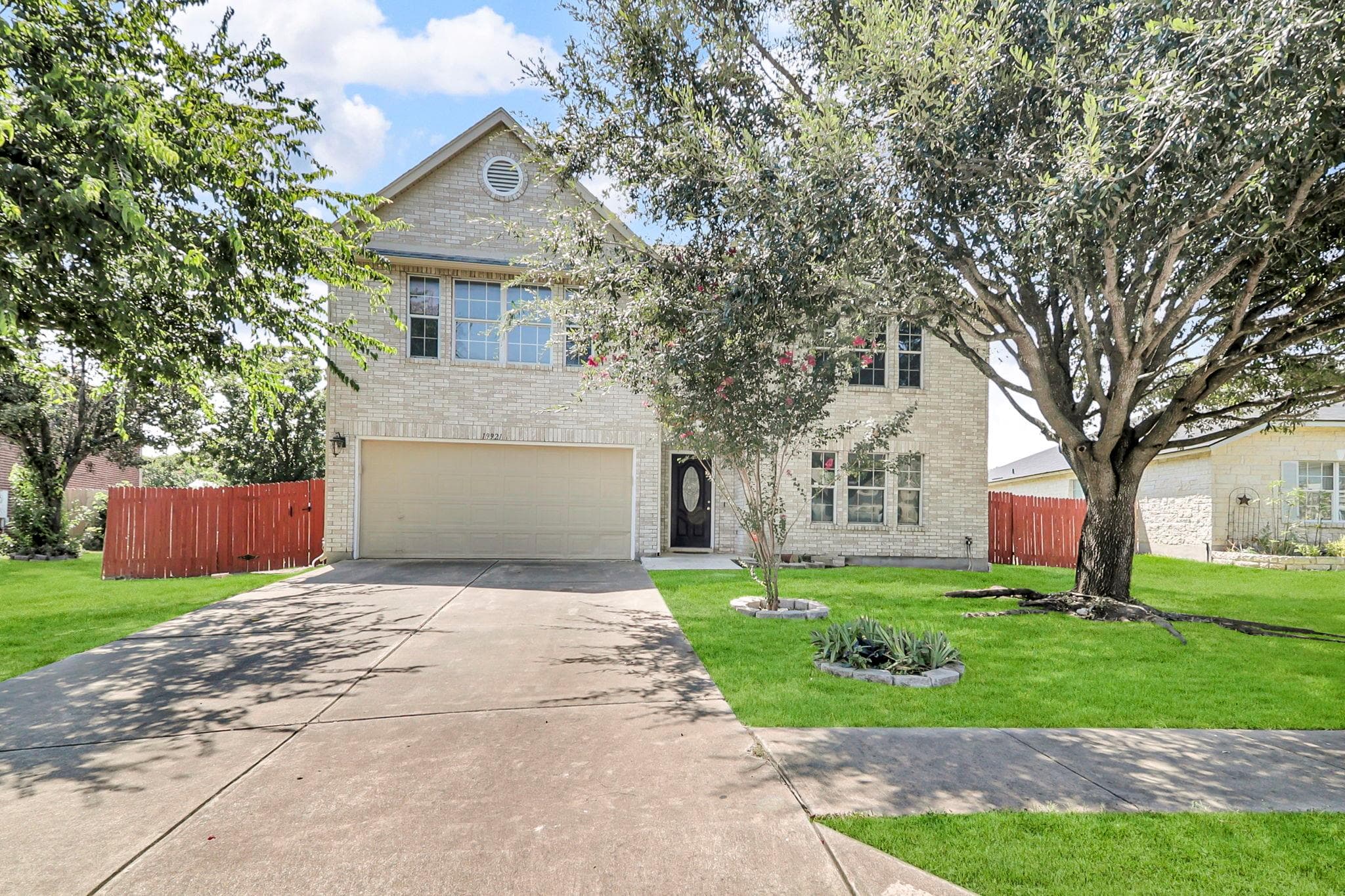 19921  San Chisolm Dr