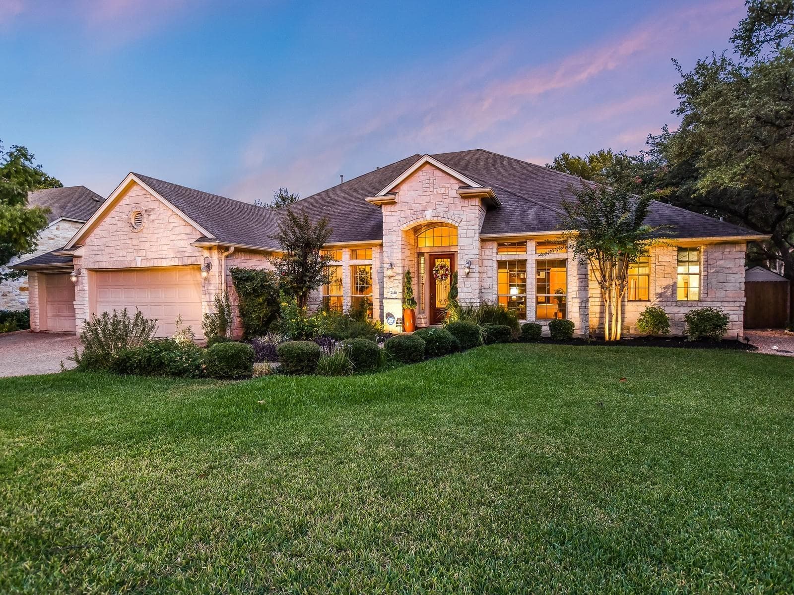 7116 Doswell Ln