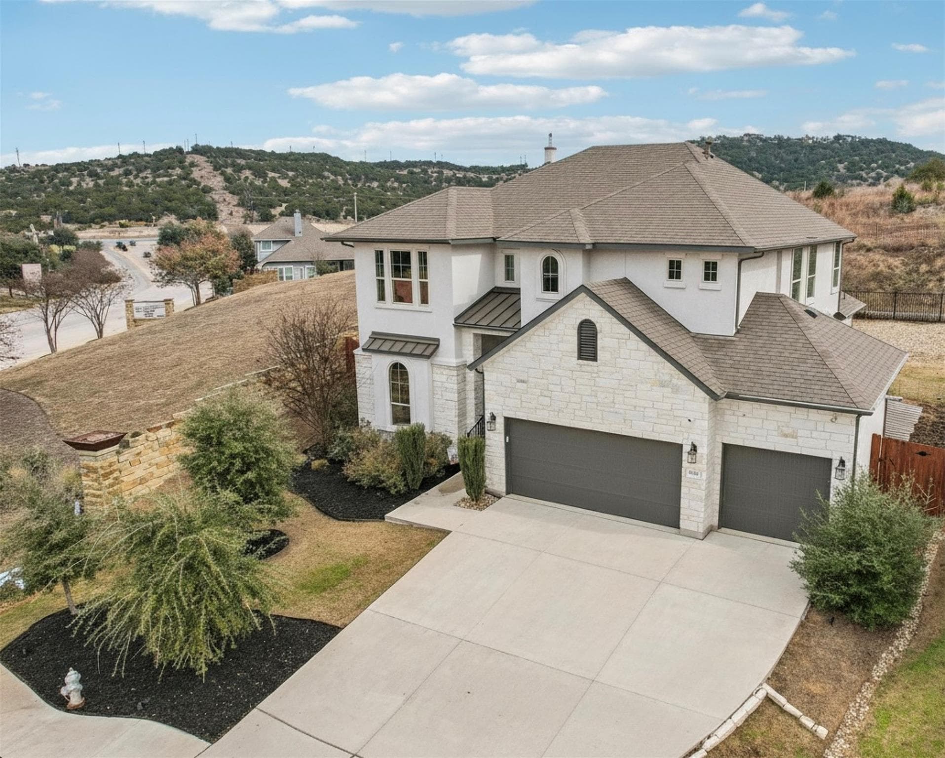 17820  Limestone Spring Ln