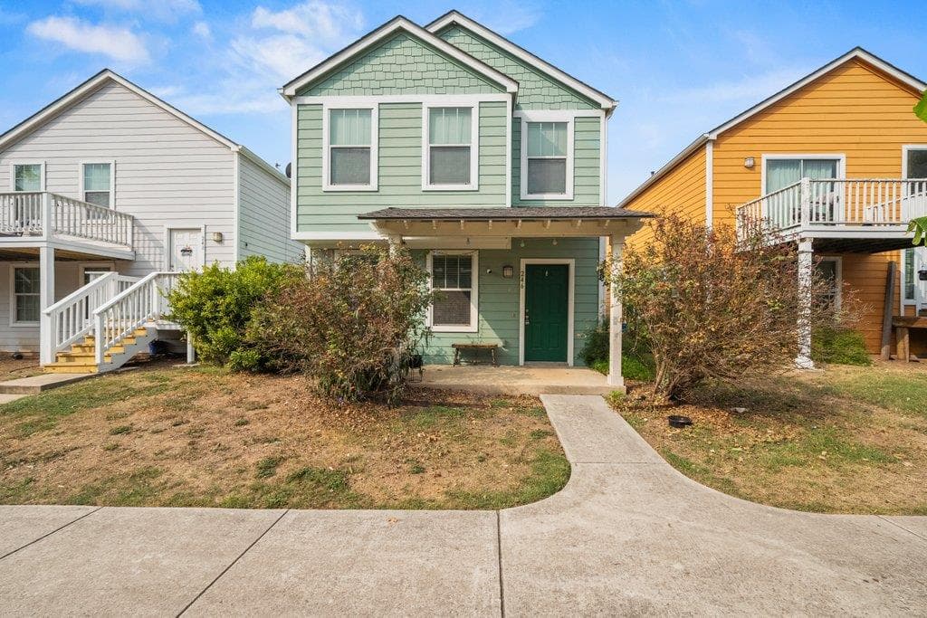 246  Trestle Tree None