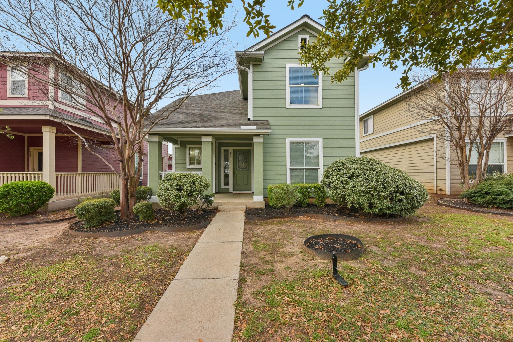 811  Craters Of The Moon Blvd