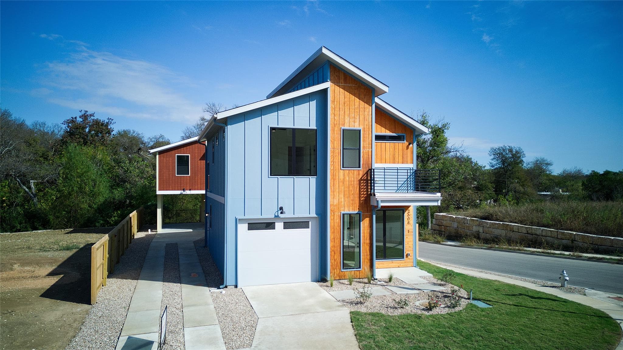 2608  Bristol Dr  #A B