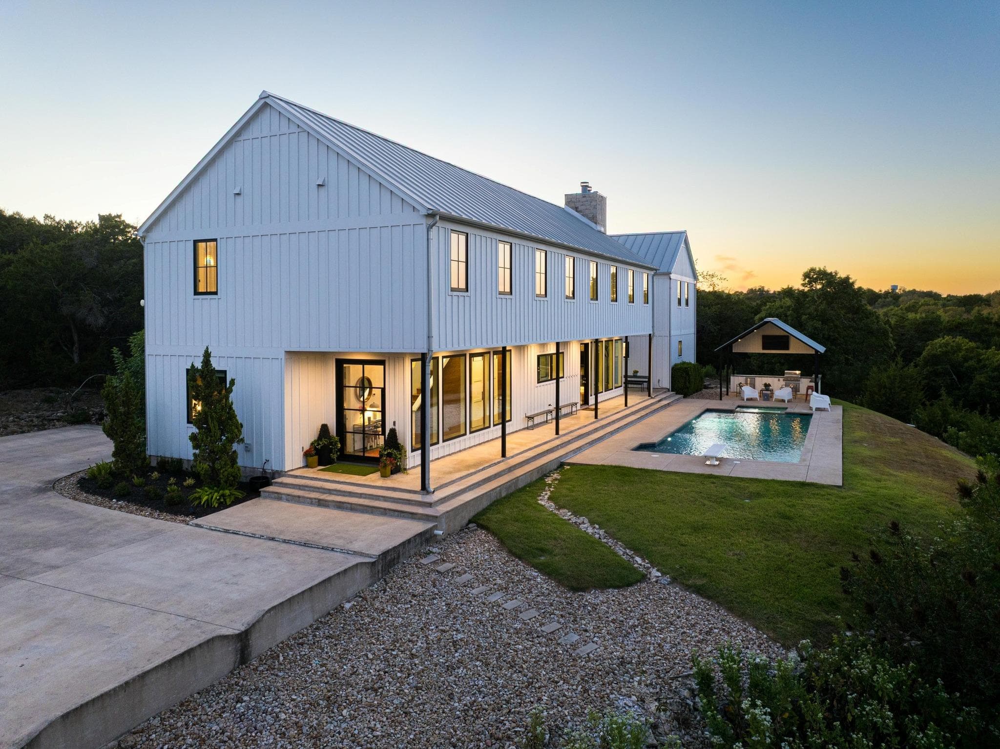 12800  Old Baldy Trl