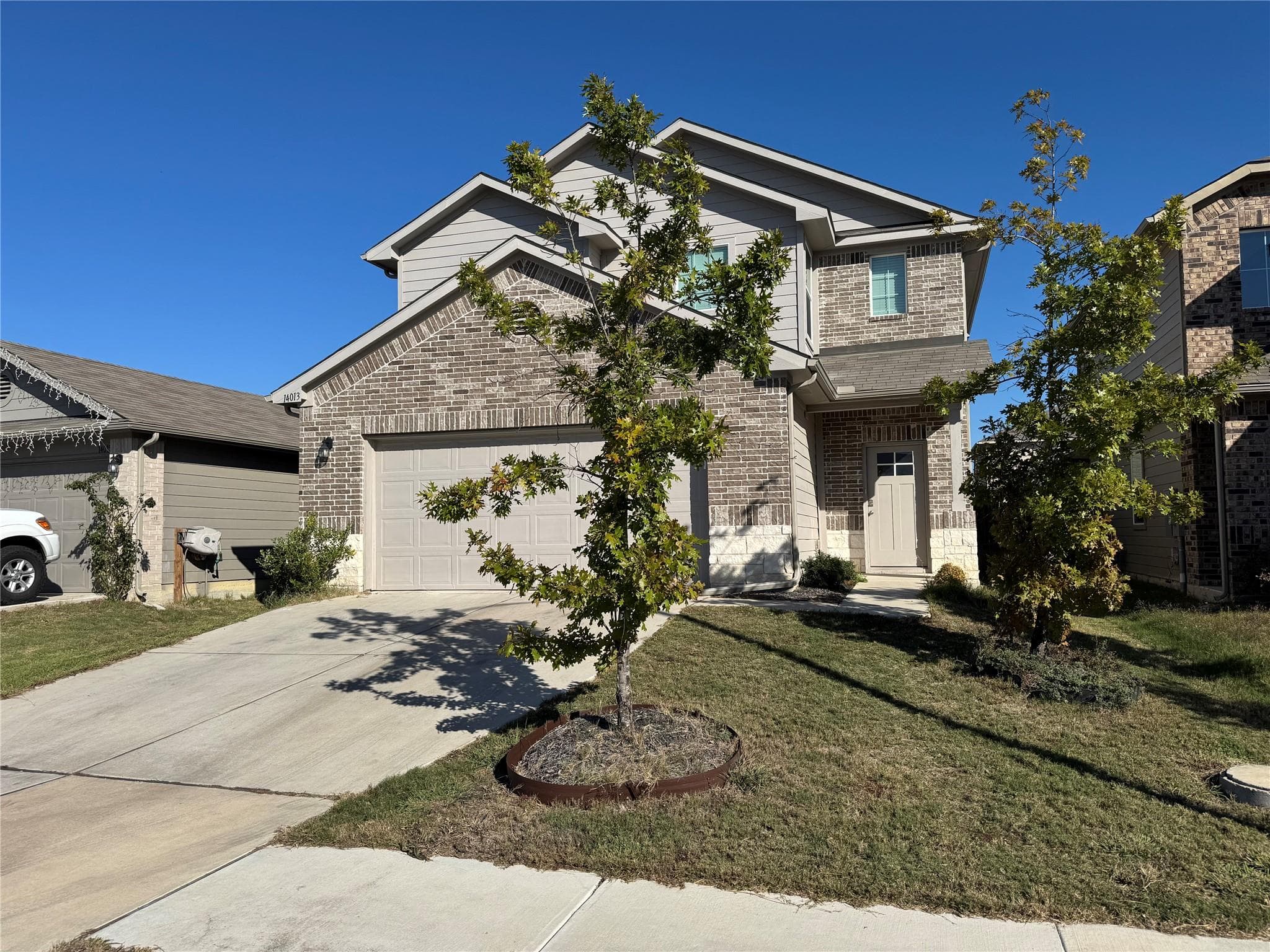 14013 Levy Ln