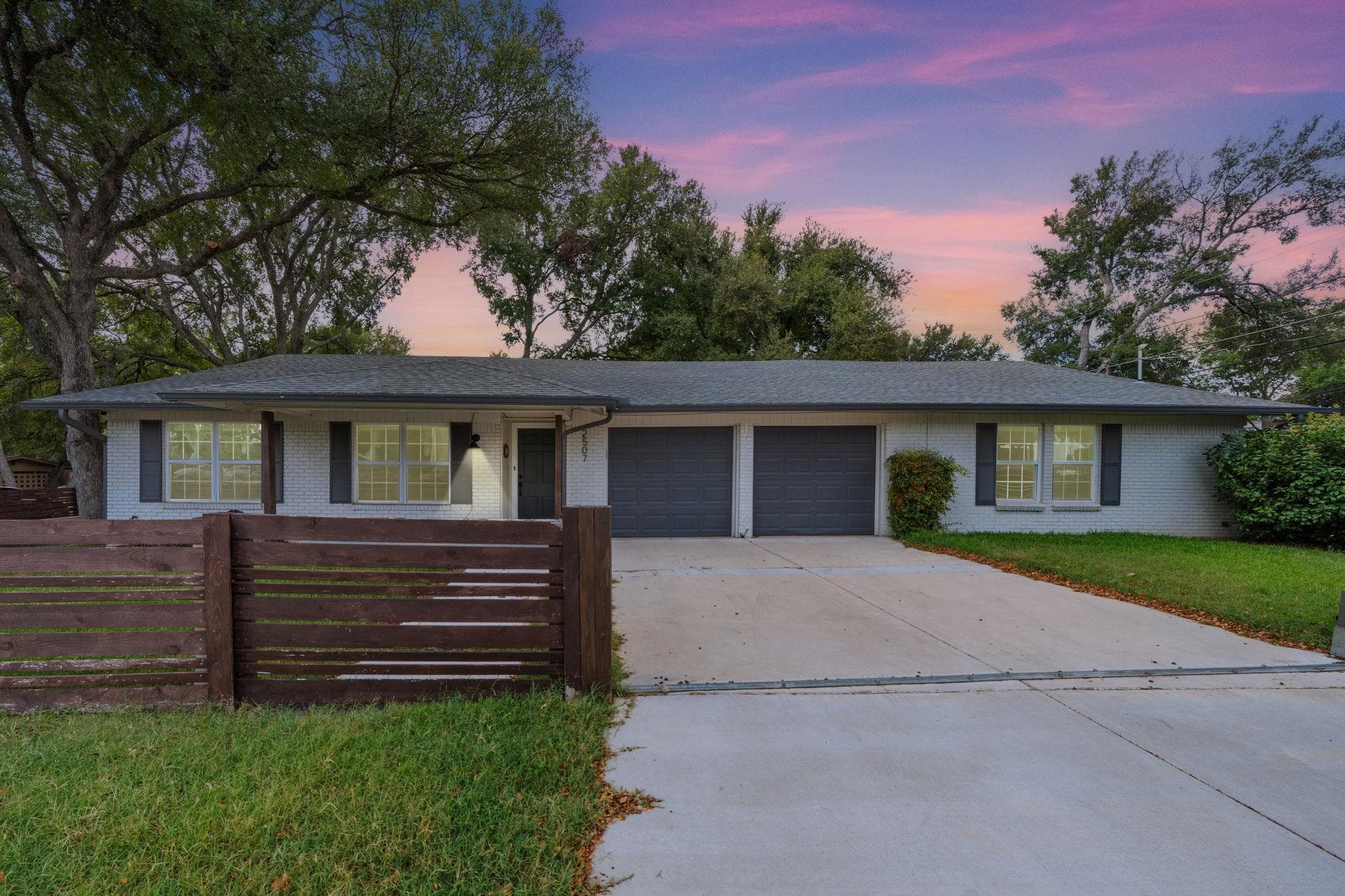 2507  Western Trails Blvd