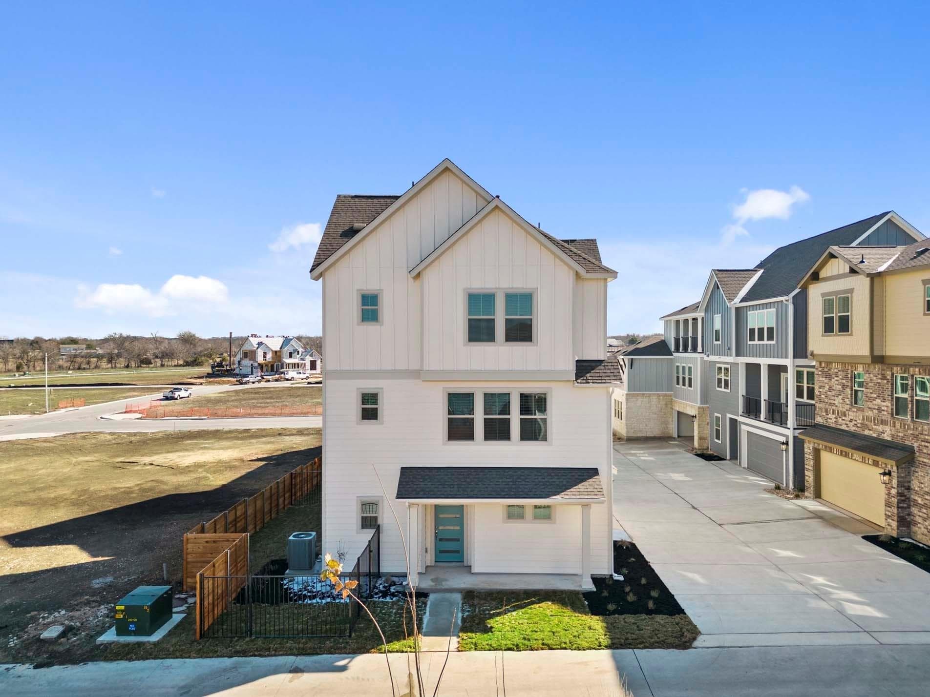 6400  Stockman Dr  #5