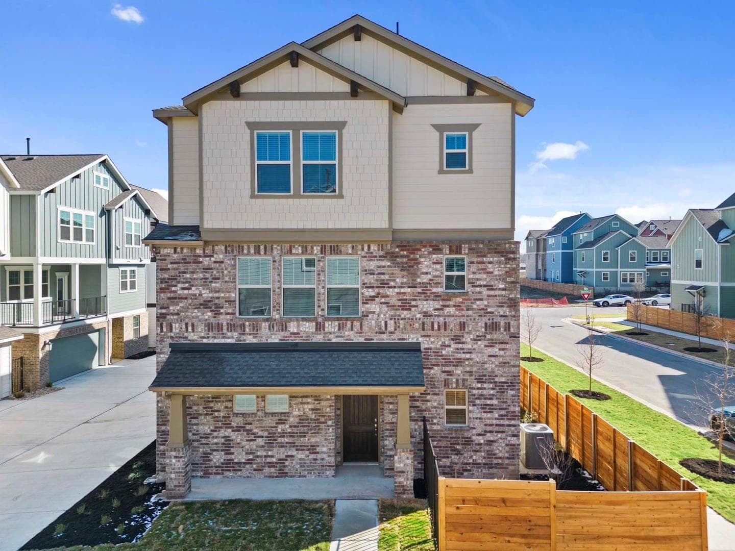 6400  Stockman Dr  #6