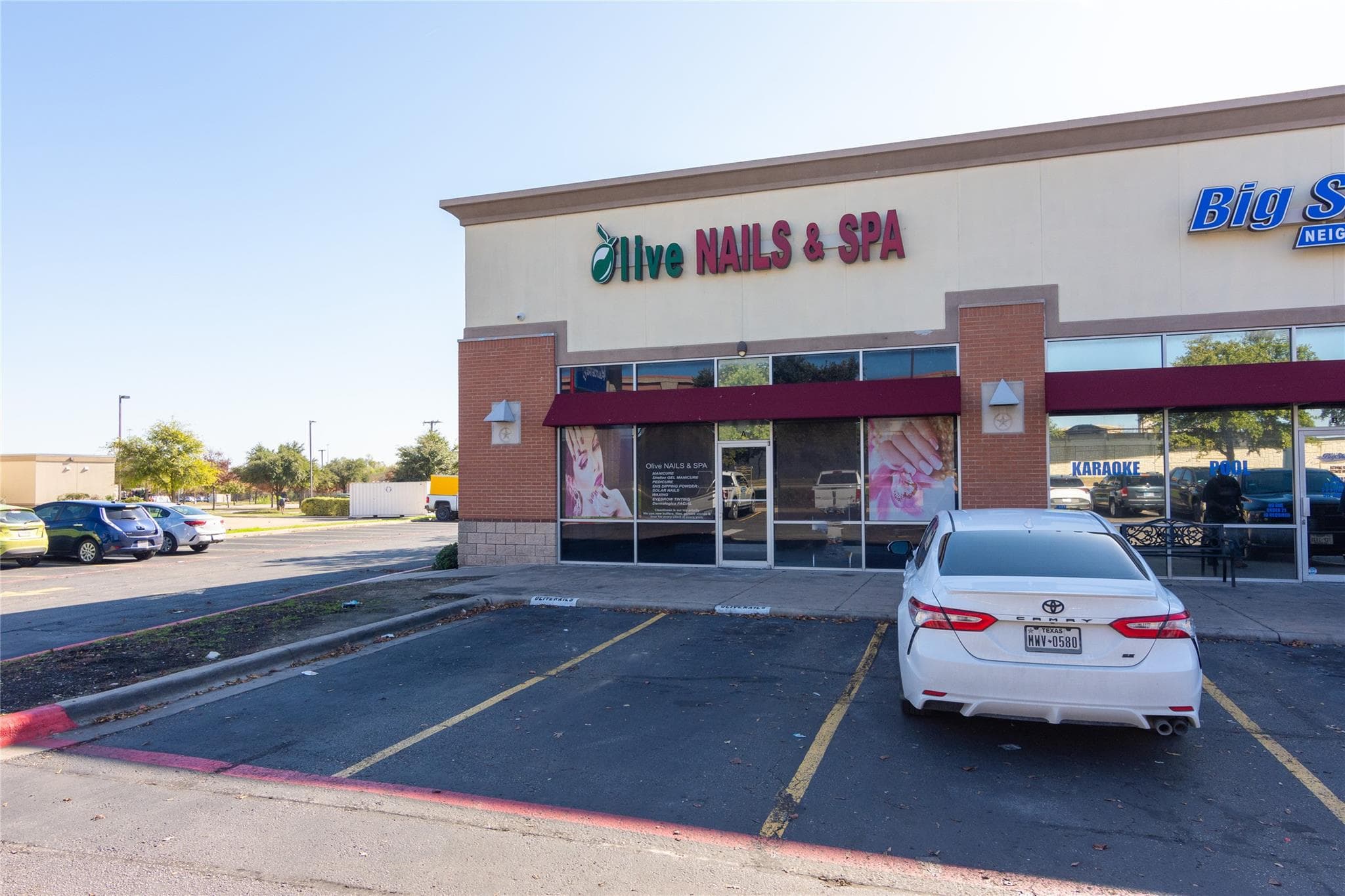 399 W Louis Henna Blvd  #A