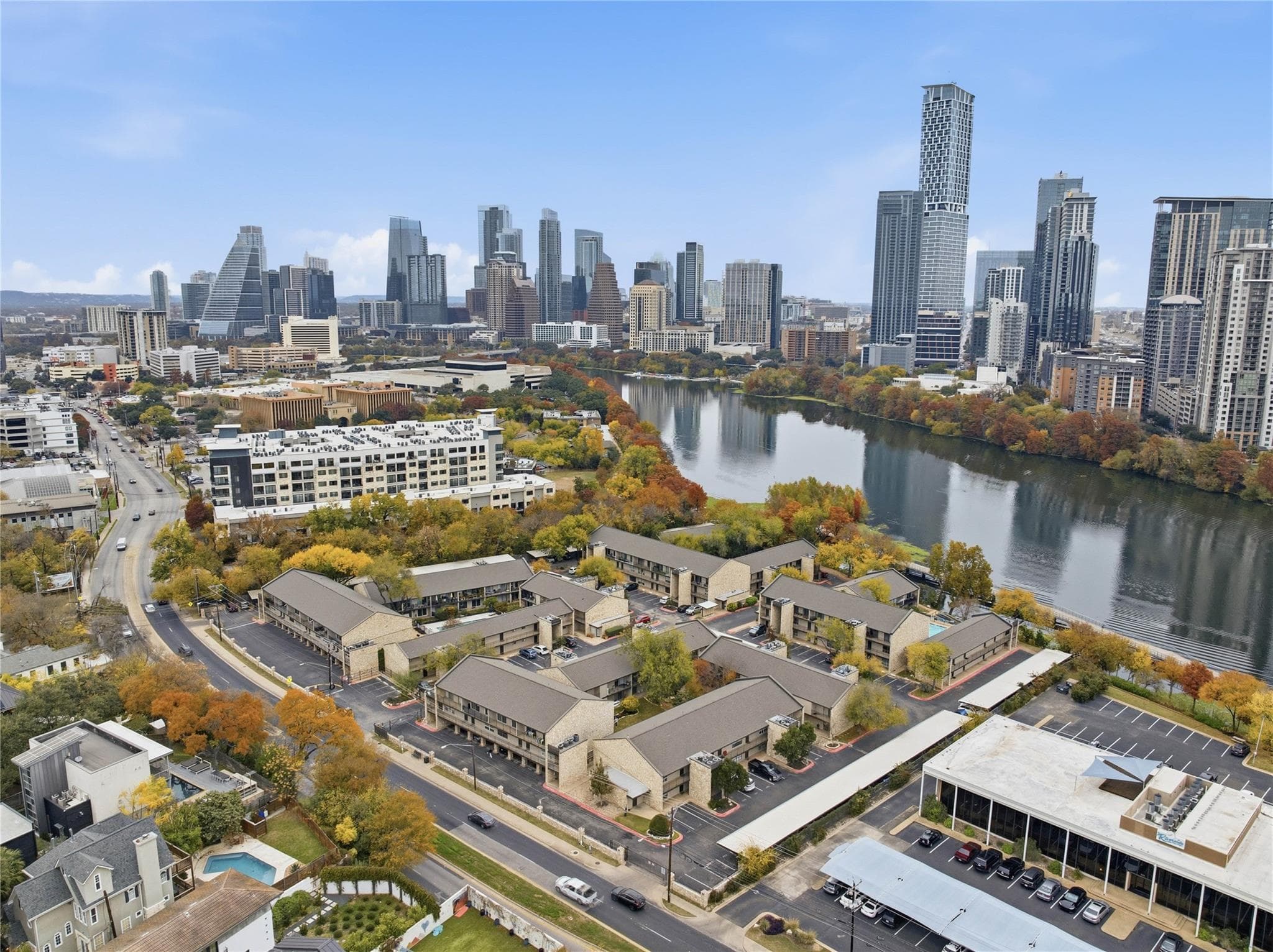 500 E Riverside Dr  #133