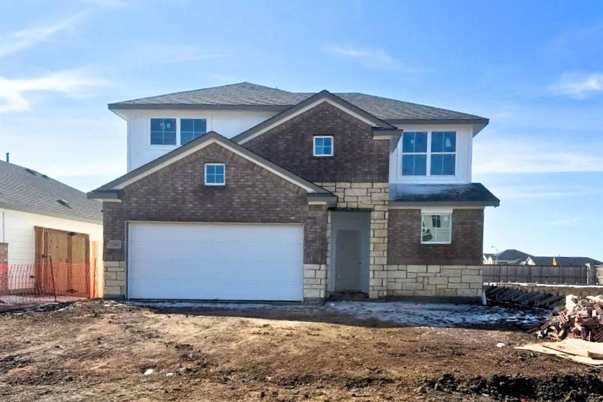 25605  Flora Bella Ln